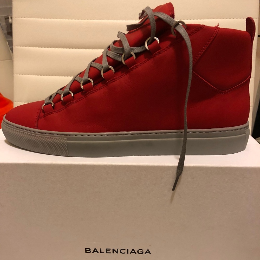 💯Authentic Balenciaga Arena Shoes Sz 11 brand new